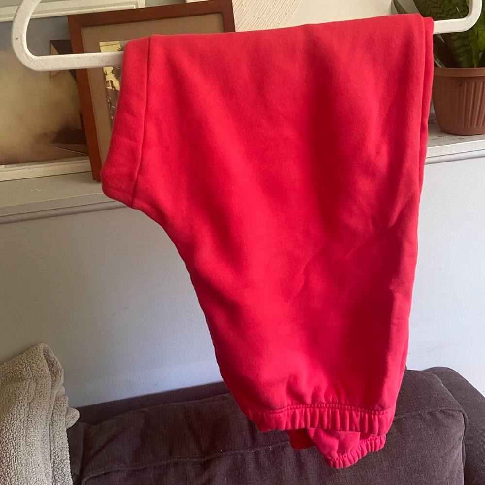 NWOT TNA Cozy Fleece Perfect High-Rise Sweatpant